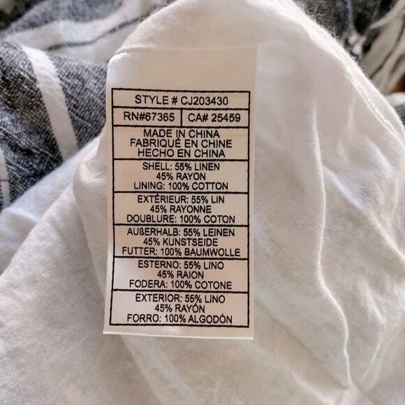 Cupcakes and Cashmere Monterey Stripe Paperbag Waist Shorts Size Small - Picture 11 of 12